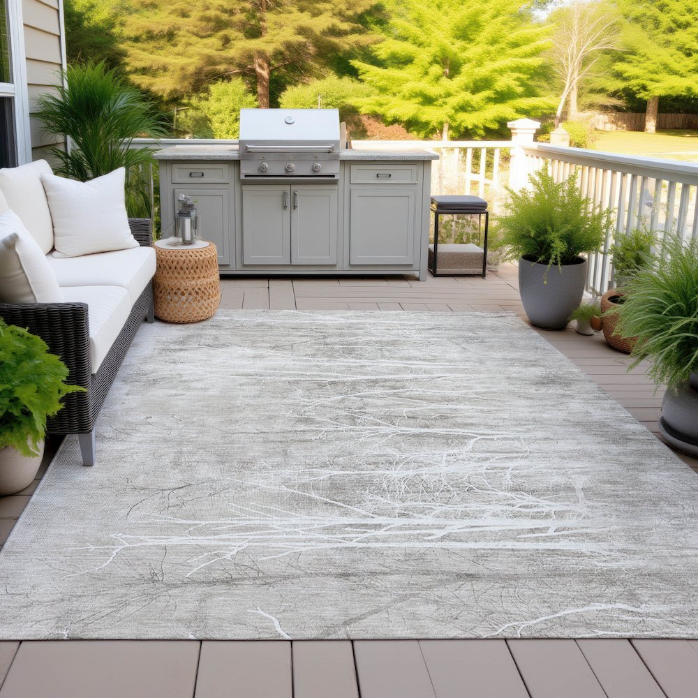 Machine Washable Indoor/Outdoor Chantille ACN2083 Silver 8' x 10' Rug. Picture 7