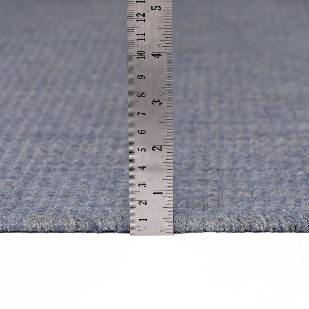 Chambal Denim 5' x 7'6" Rug. Picture 3