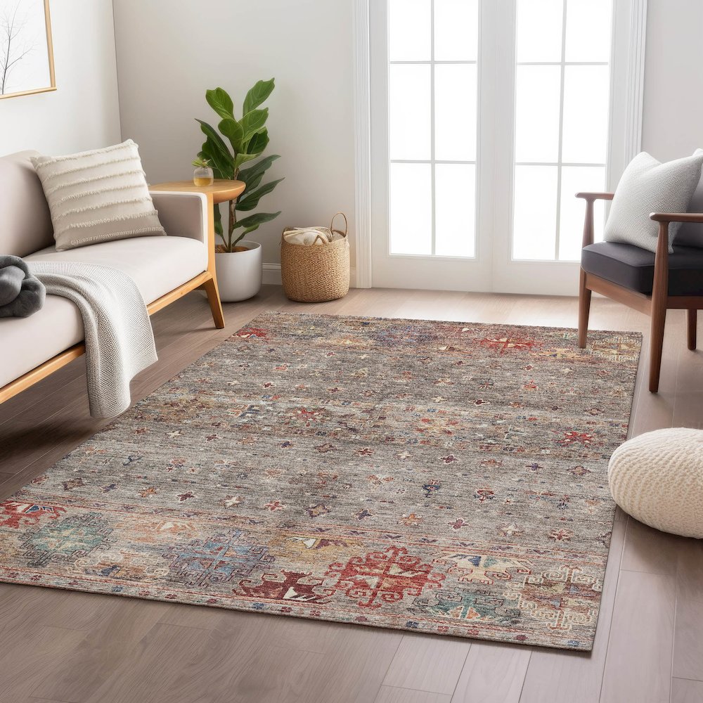 Indoor/Outdoor Karaj Gray 8' x 10' Rug. Picture 5