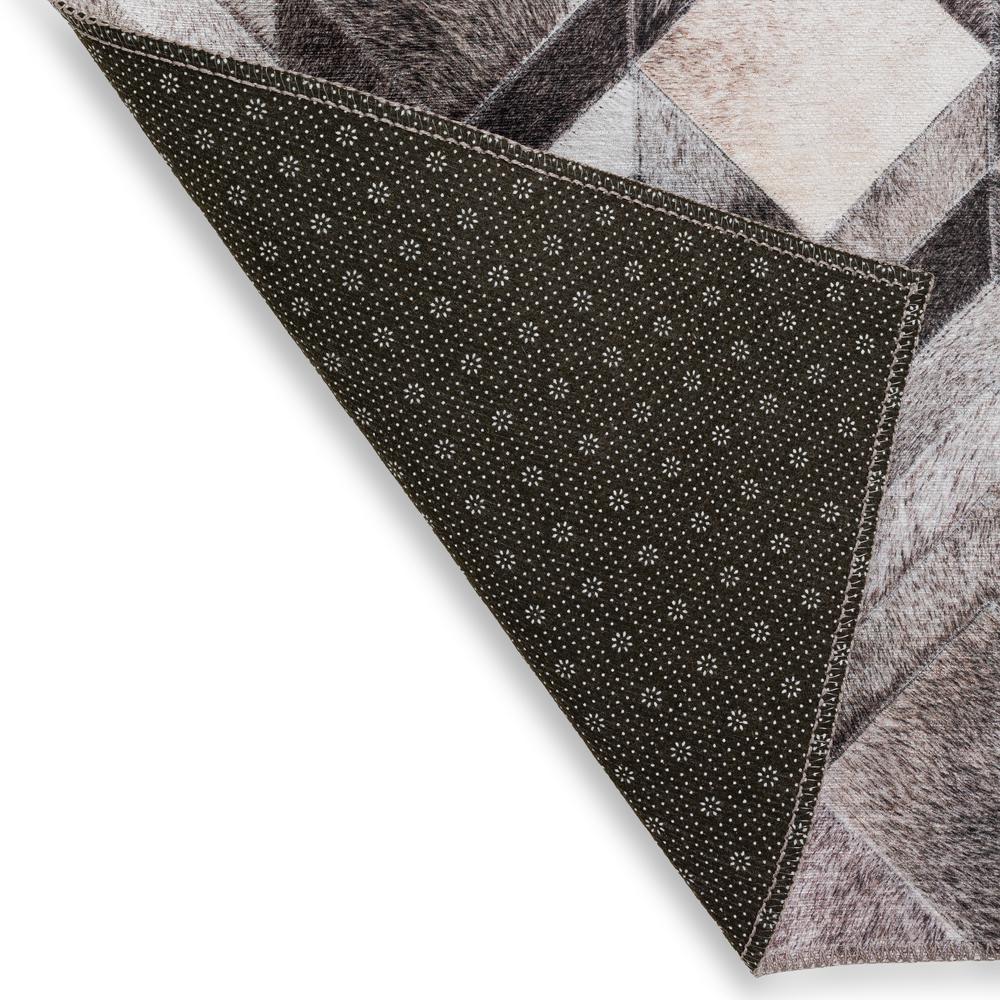 Laredo Gray Animal Patchwork 9' x 12' Area Rug Gray ALR35. Picture 4