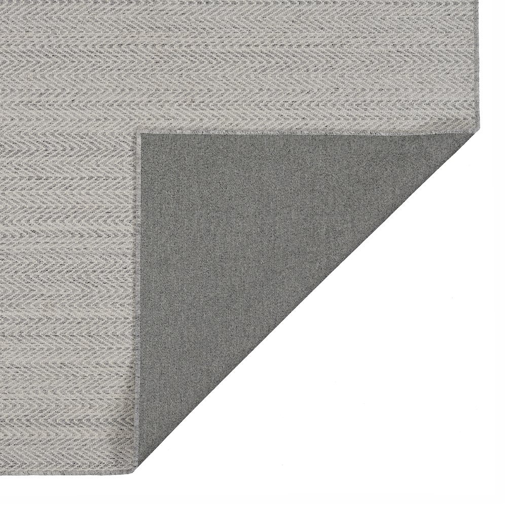 Provo Silver 5' x 7'6" Rug. Picture 4