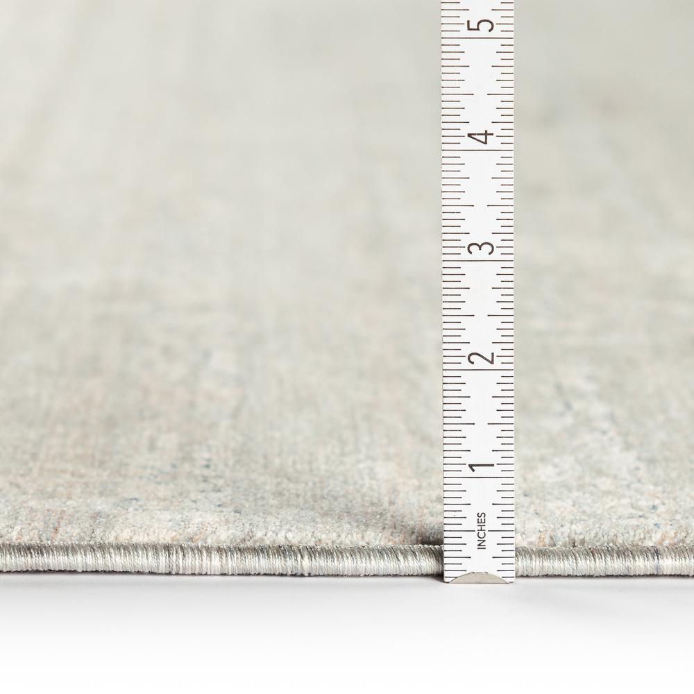 Regal RG2 Mist 5' x 7'10" Rug. Picture 3