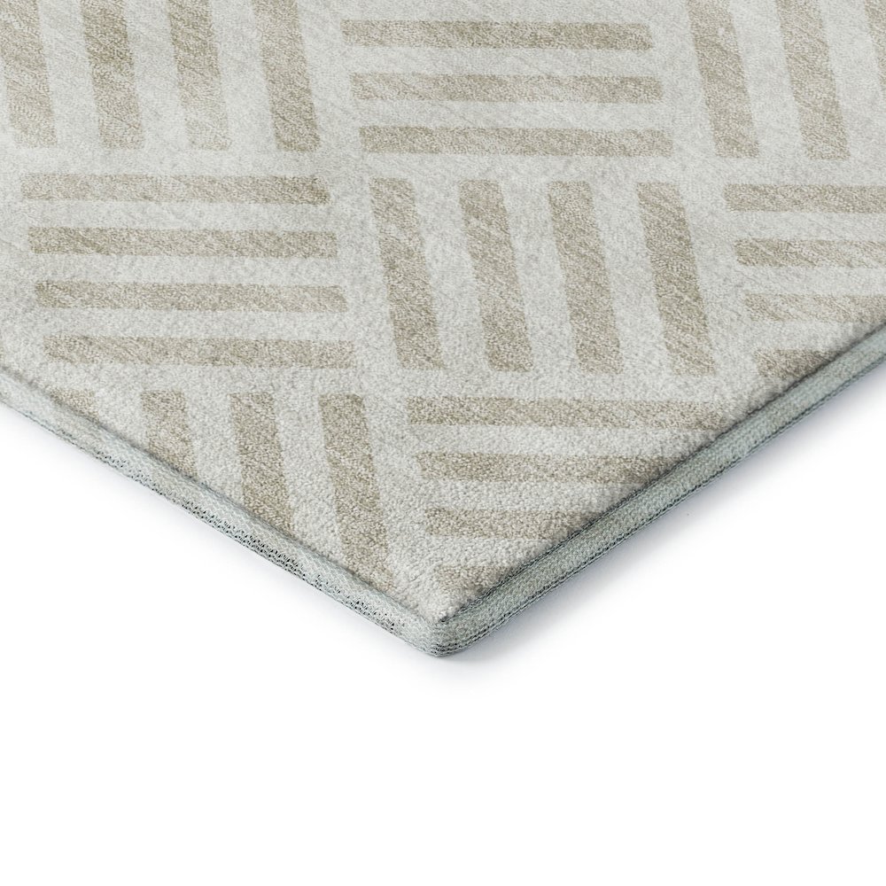 Luxury Washable Indoor/Outdoor The Reserve Ivory 3' x 5' Rug. Picture 2