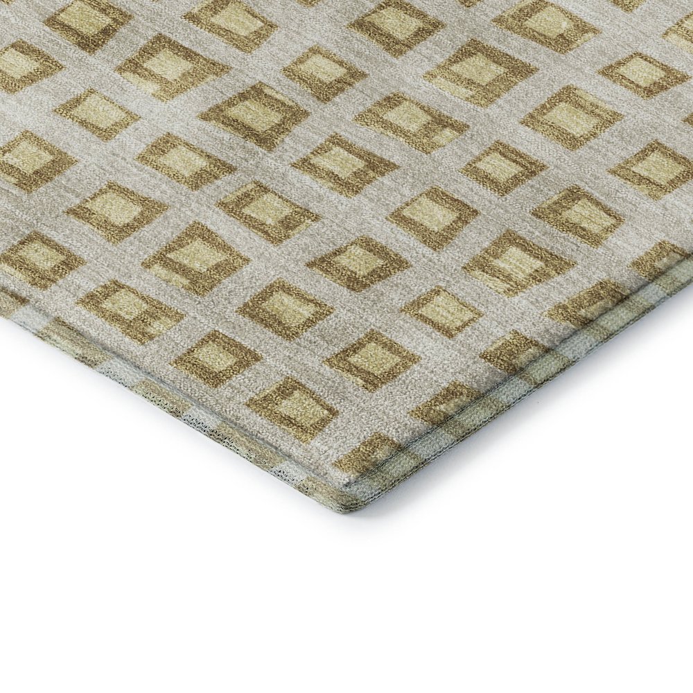 Luxury Washable Indoor/Outdoor The Reserve Gold 3' x 5' Rug. Picture 2