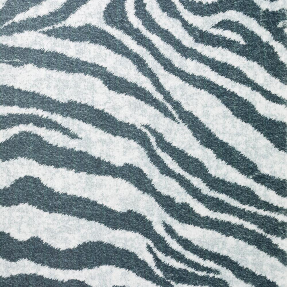 Akina AK1 Flannel 5' x 7'6" Rug. Picture 3