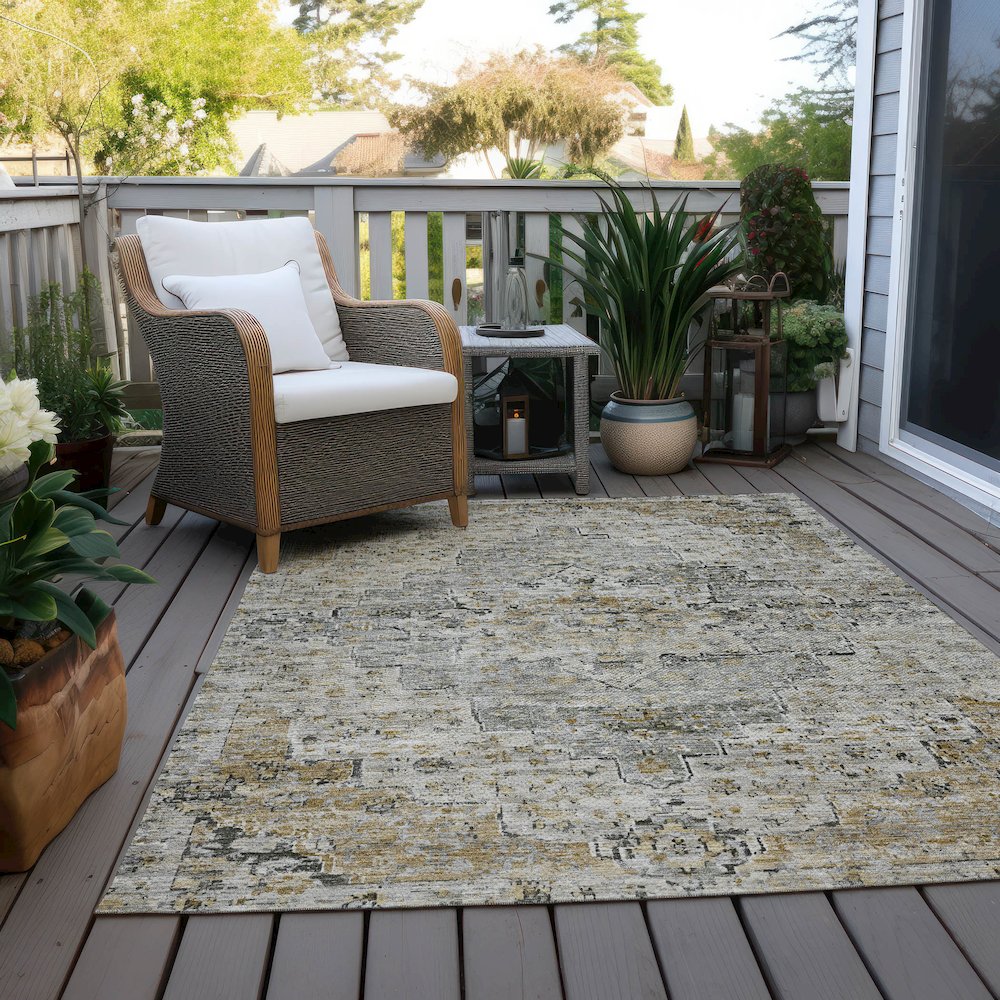 Machine Washable Indoor/Outdoor Chantille Taupe 9' x 12' Rug. Picture 8