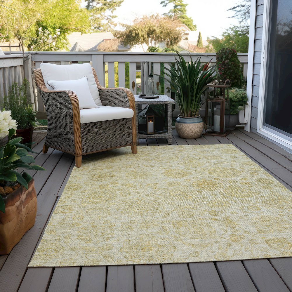 Machine Washable Indoor/Outdoor Chantille Gold 9' x 12' Rug. Picture 8