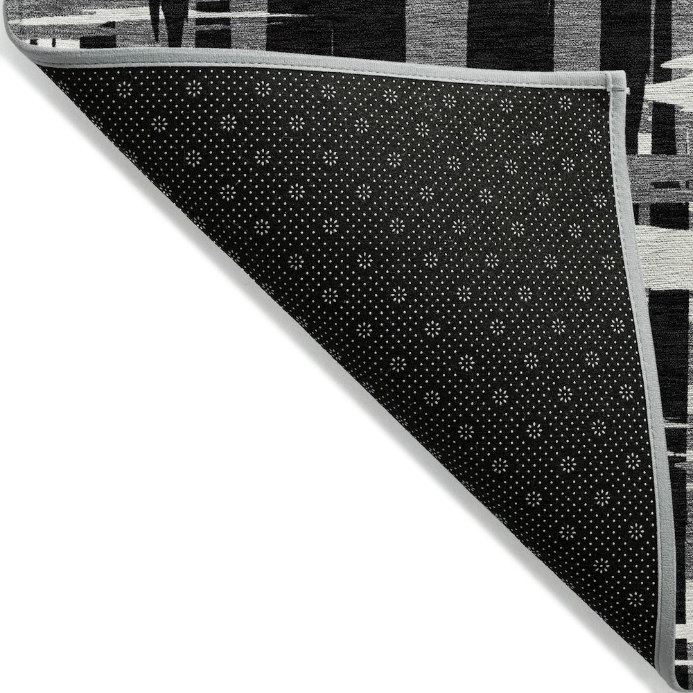 Machine Washable Indoor/Outdoor Chantille Black 5' x 7'6" Rug. Picture 2