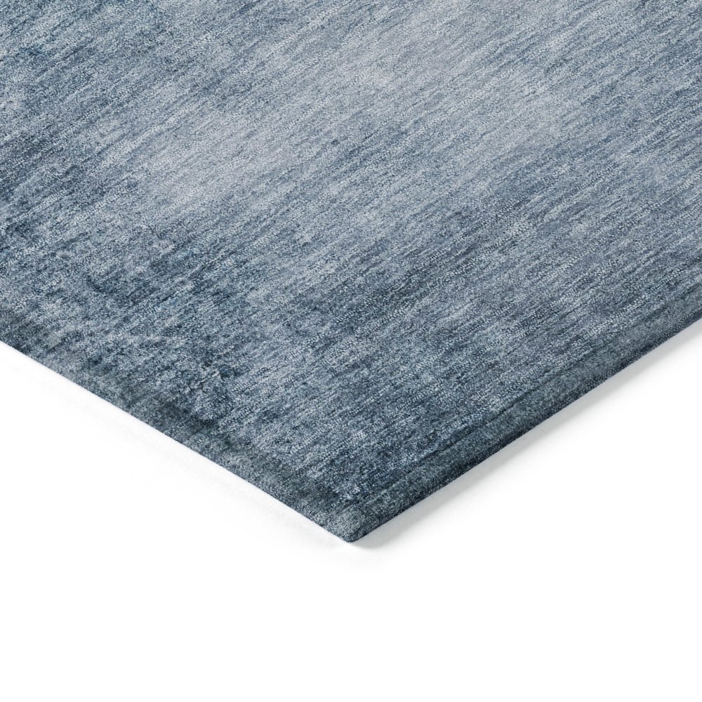 Machine Washable Indoor/Outdoor Chantille Denim 5' x 7'6" Rug. Picture 3