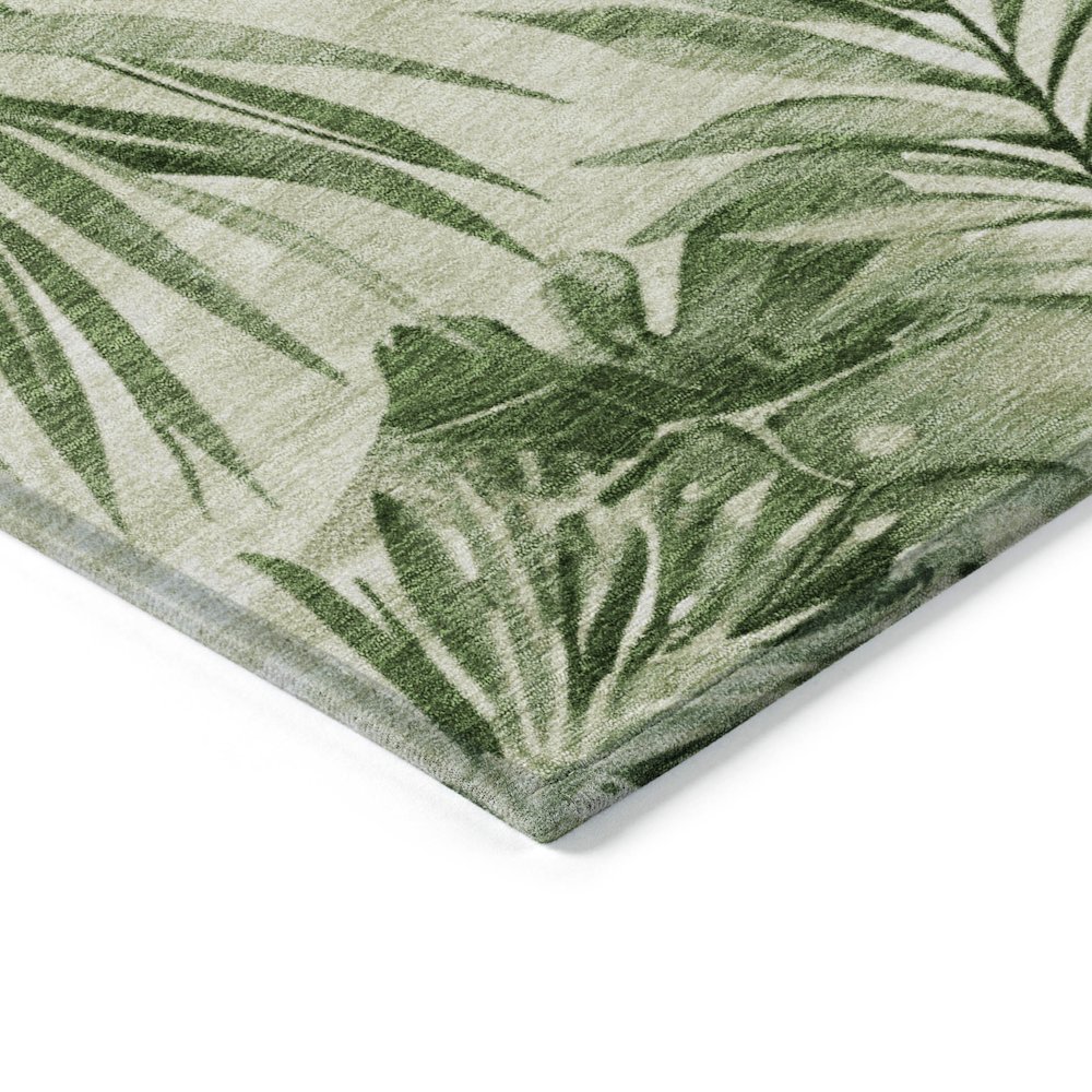 Machine Washable Indoor/Outdoor Chantille Aloe 5' x 7'6" Rug. Picture 3