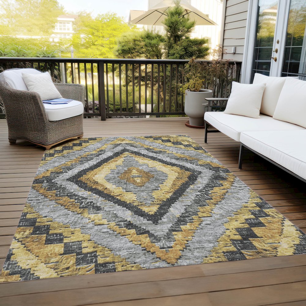 Machine Washable Indoor/Outdoor Chantille Gold 9' x 12' Rug. Picture 8