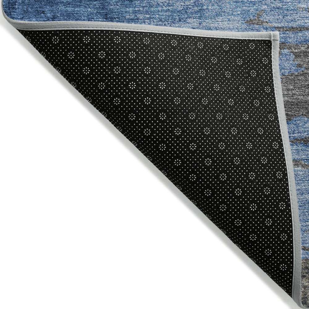 Machine Washable Indoor/Outdoor Chantille Denim 5' x 7'6" Rug. Picture 2