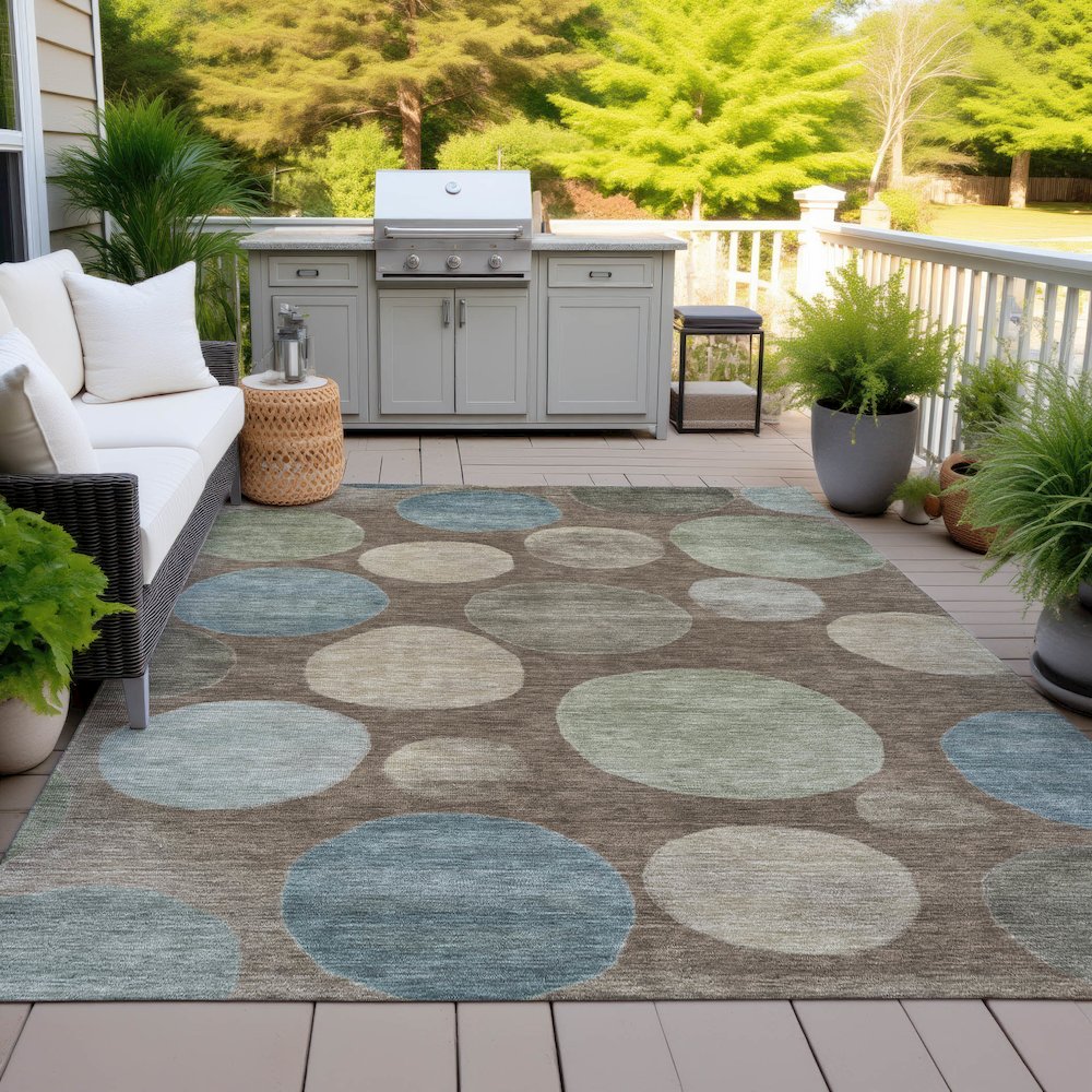 Machine Washable Indoor/Outdoor Chantille ACN2062 Chocolate 9' x 12' Rug. Picture 7