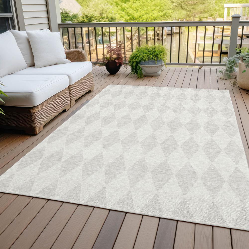 Chantille ACN578 Ivory 5' x 7'6" Rug. Picture 8