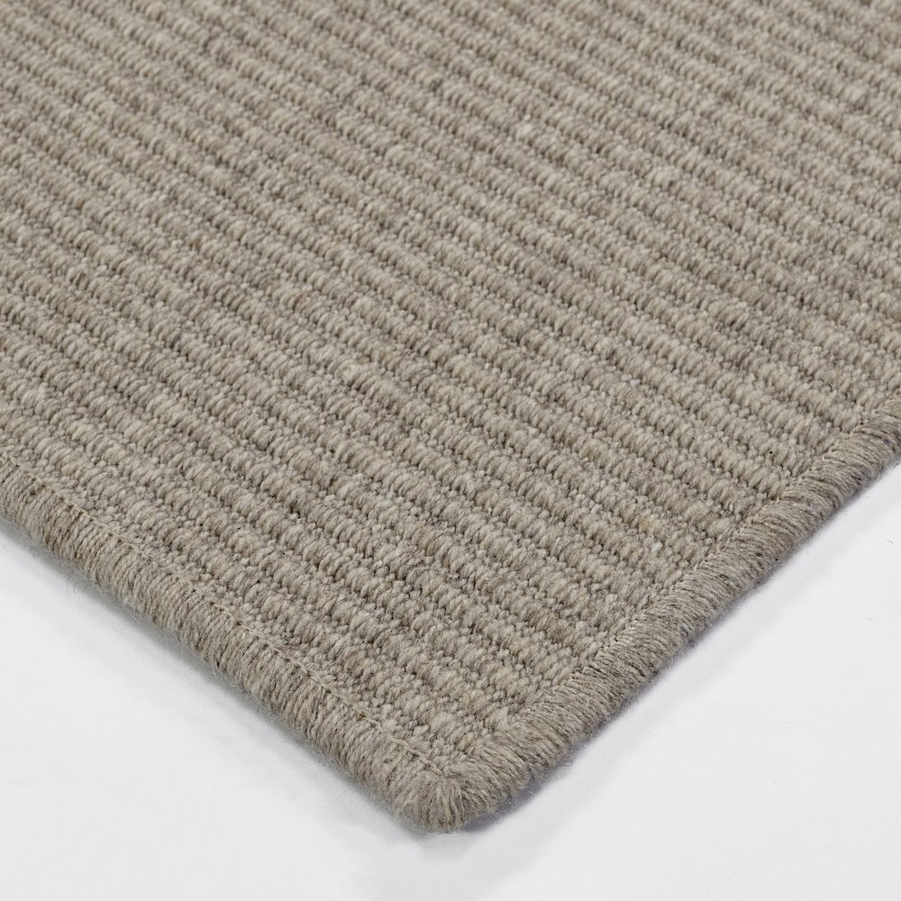 Chambal Beige 8' x 10' Rug. Picture 2