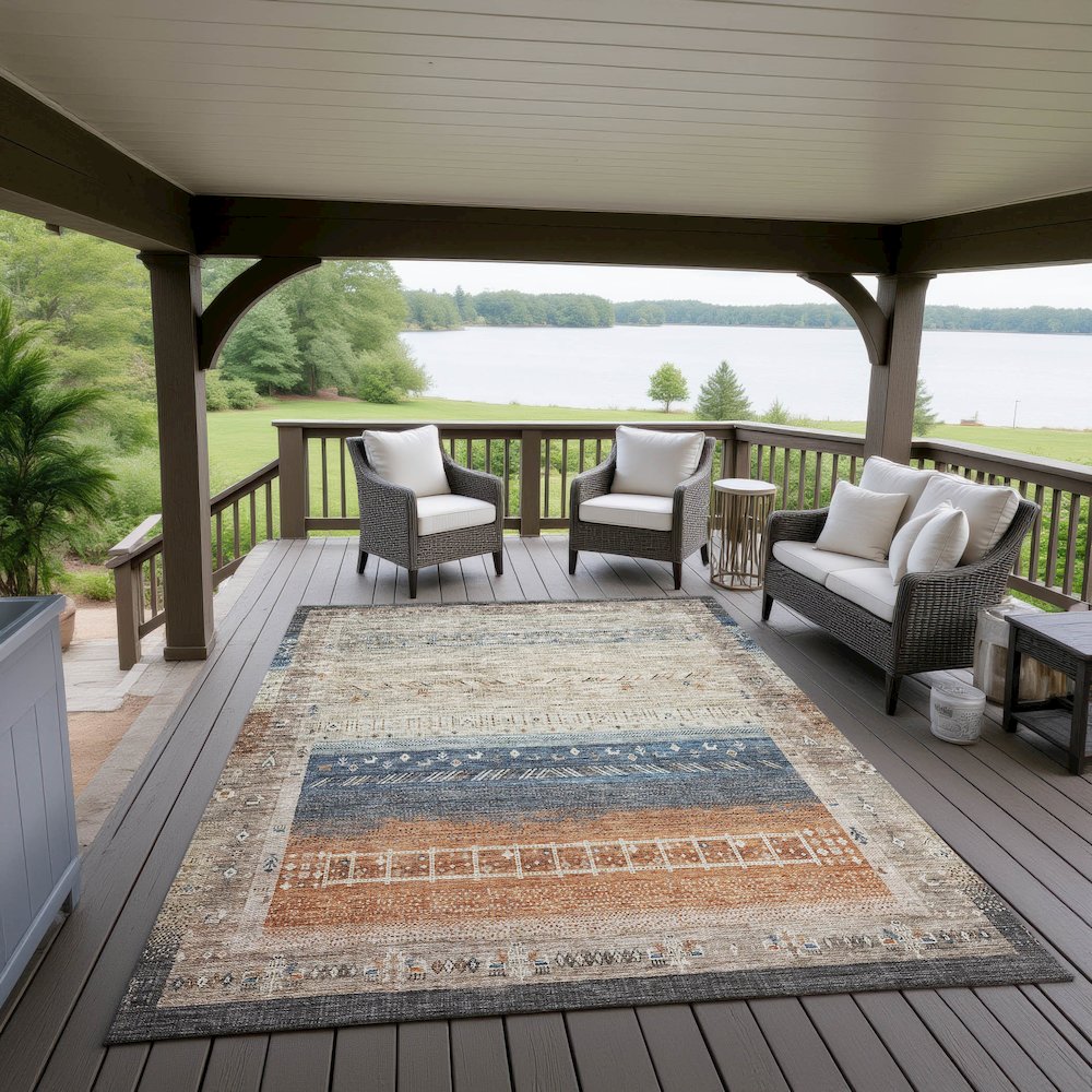 Indoor/Outdoor Karaj Brown 9' x 12' Rug. Picture 6