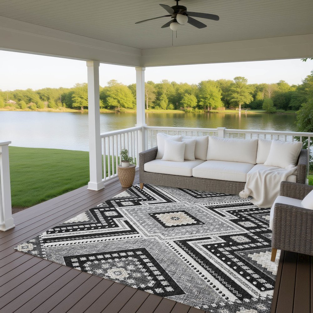 Luxury Washable Indoor/Outdoor Portico Black 9' x 12' Rug. Picture 6