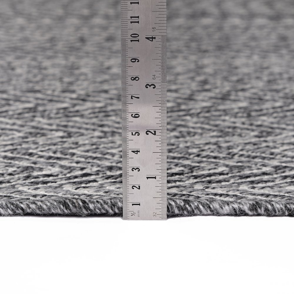 Provo Charcoal 8' x 10' Rug. Picture 3
