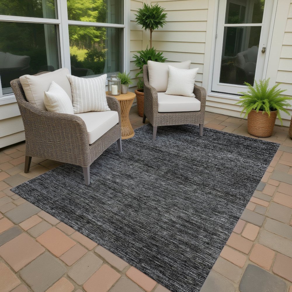 Luxury Washable Indoor/Outdoor Soft Essentials SE1 Gray 8' x 10' Rug. Picture 7