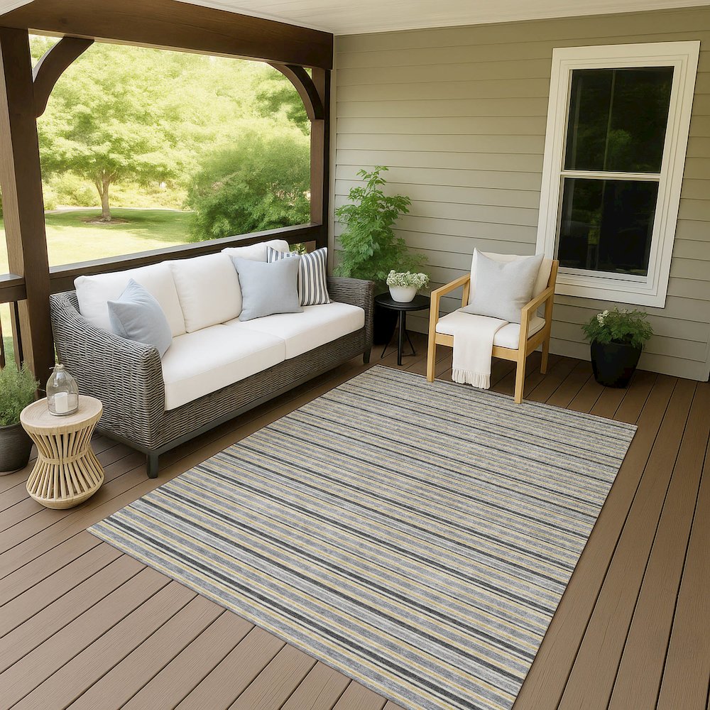 Luxury Washable Indoor/Outdoor Soft Essentials SE2 Gray 8' x 10' Rug. Picture 7