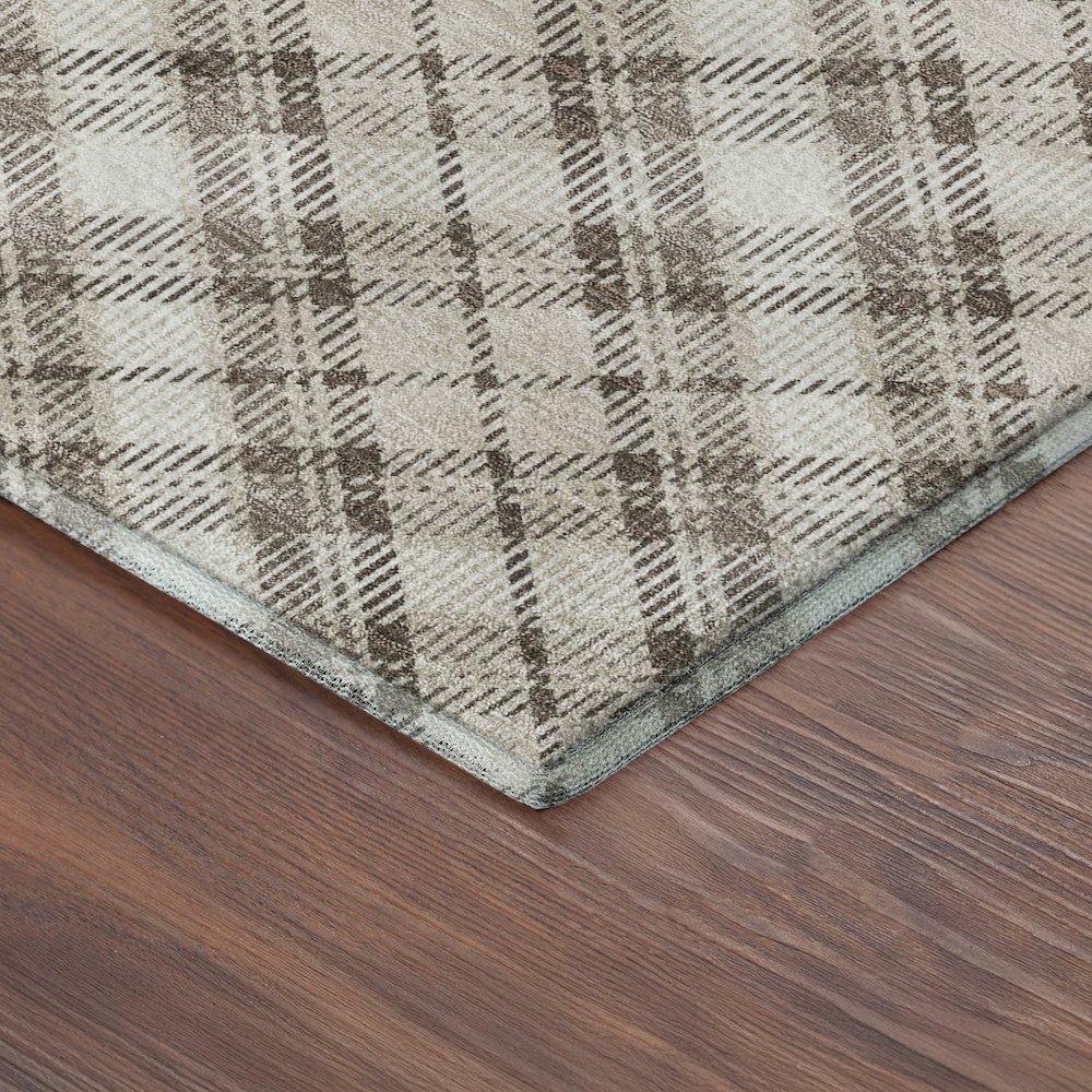 Luxury Washable Indoor/Outdoor Soft Essentials SE3 Brown 5' x 7'6" Rug. Picture 2