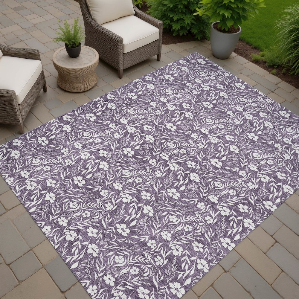 Luxury Washable Indoor/Outdoor Soft Essentials SE4 Purple 8' x 10' Rug. Picture 7
