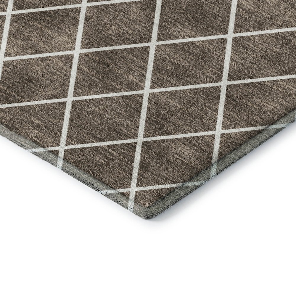 Luxury Washable Indoor/Outdoor The Reserve Brown 5' x 7'6" Rug. Picture 2