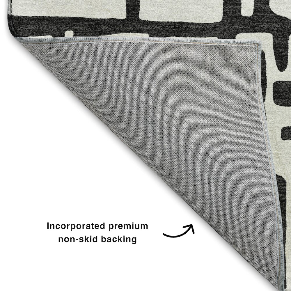 Luxury Washable Indoor/Outdoor The Reserve Black 5' x 7'6" Rug. Picture 4