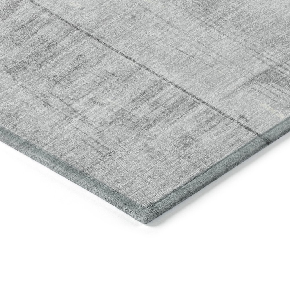 Machine Washable Indoor/Outdoor Chantille Gray 8' x 8' Round Rug. Picture 3