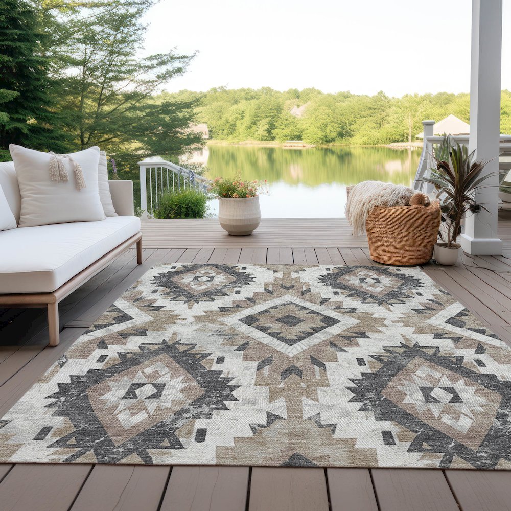 Machine Washable Indoor/Outdoor Chantille Taupe 10' x 14' Rug. Picture 7