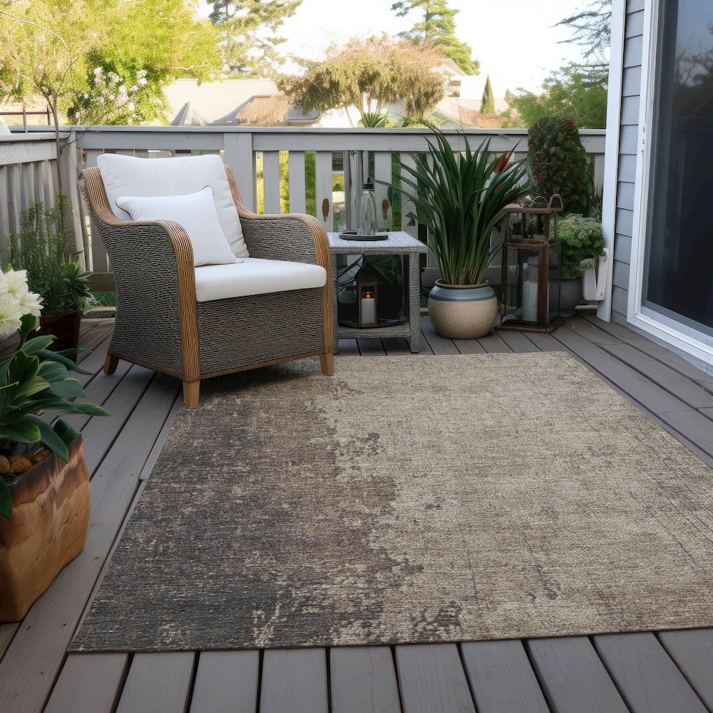Machine Washable Indoor/Outdoor Chantille Taupe 10' x 14' Rug. Picture 7