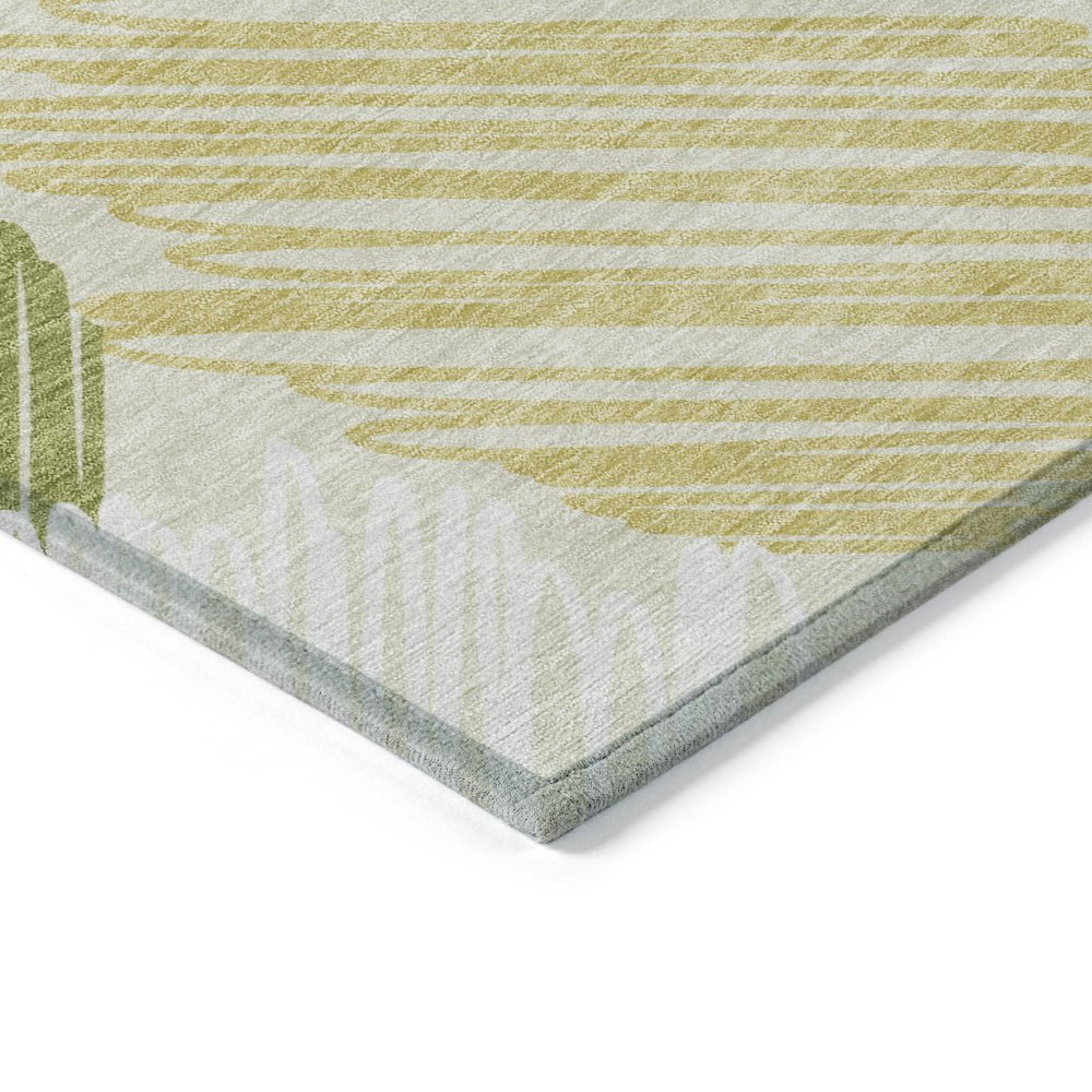 Machine Washable Indoor/Outdoor Chantille Green 8' x 8' Round Rug. Picture 3