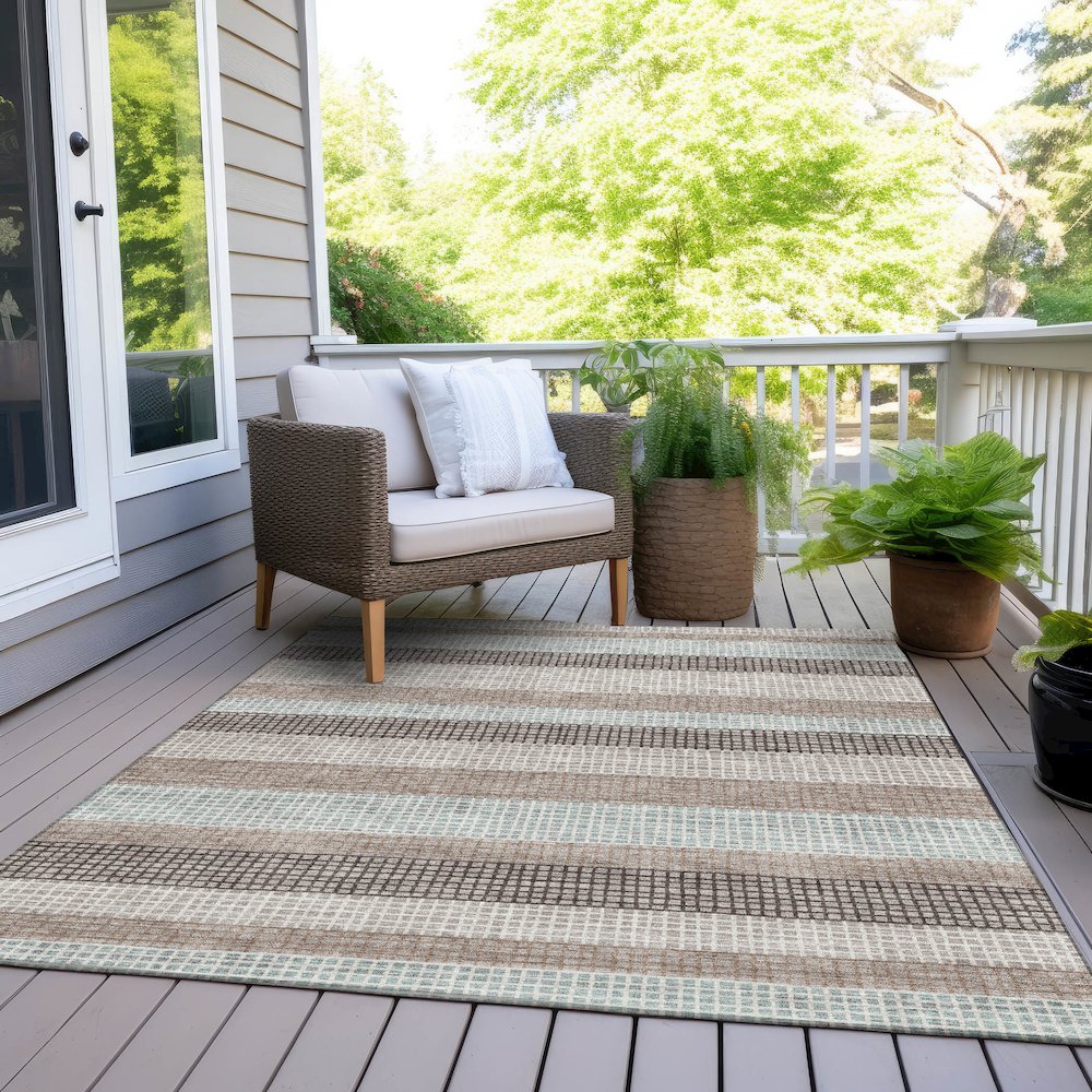 Machine Washable Indoor/Outdoor Chantille Taupe 10' x 14' Rug. Picture 8