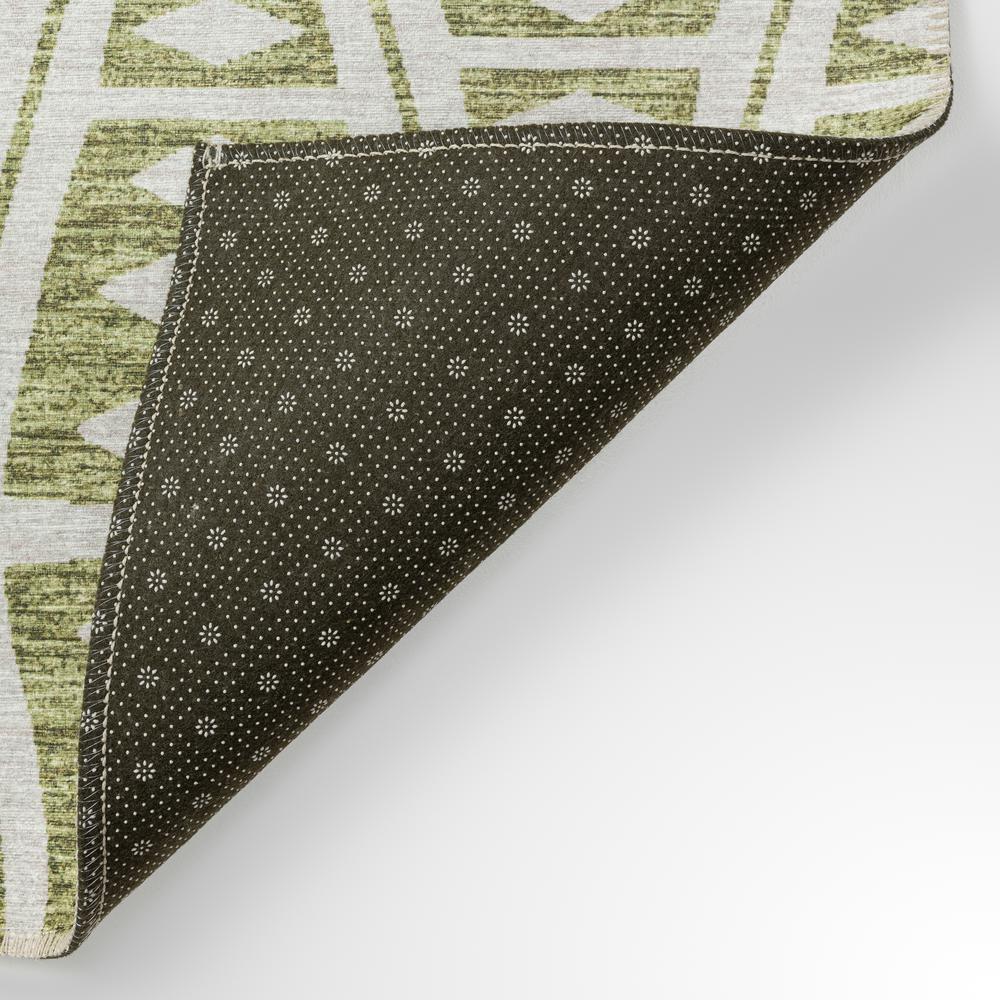 Yuma Olive Southwestern Southwest 5' x 7'6" Area Rug Olive AYU36. Picture 4
