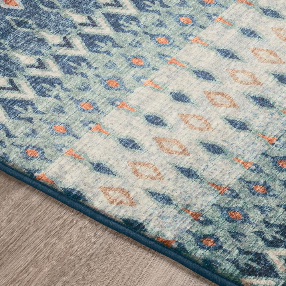 Brisbane BR1 Indigo 8' x 8' Round Rug. Picture 5