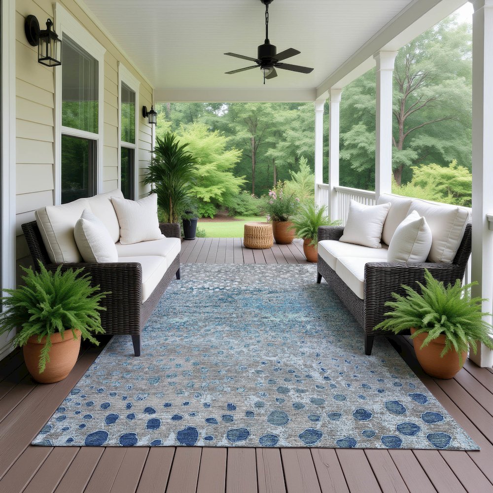 Luxury Washable Indoor/Outdoor Kochi Gray 10' x 14' Rug. Picture 6