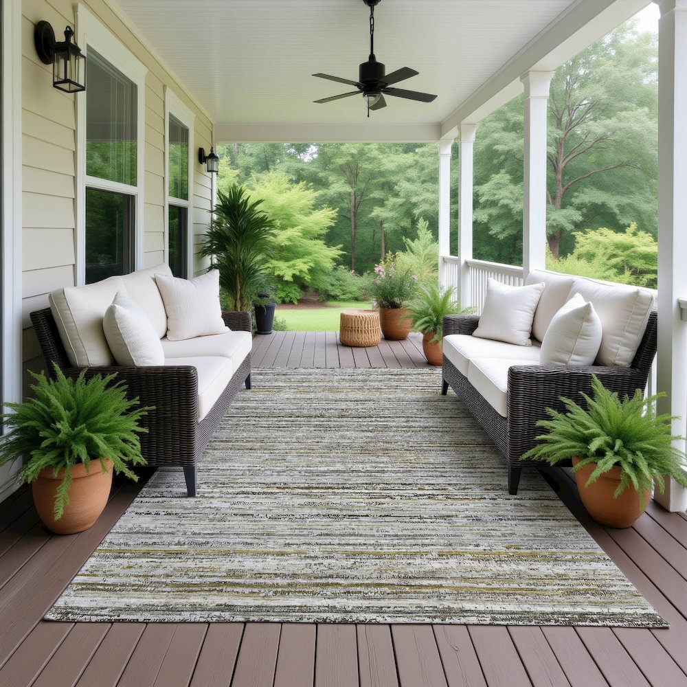Luxury Washable Indoor/Outdoor Kochi Pewter 10' x 14' Rug. Picture 6