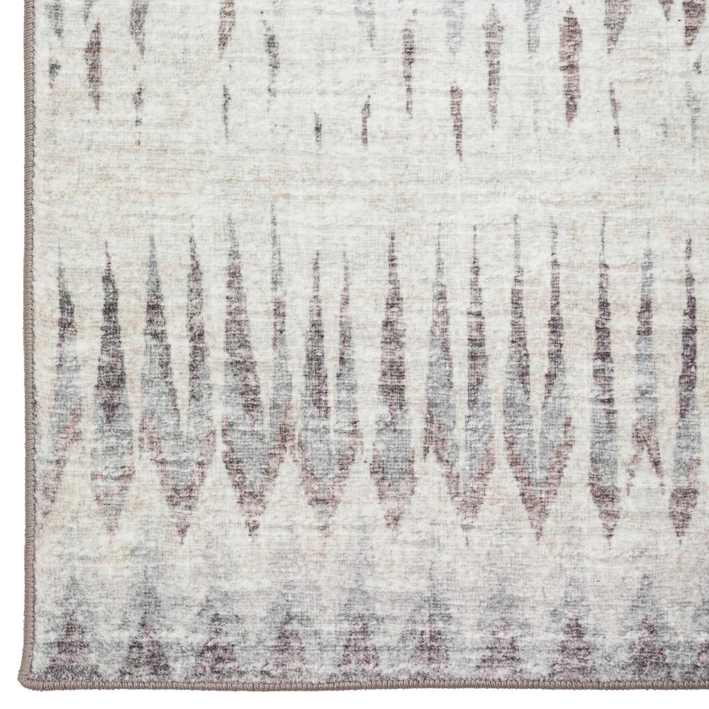Winslow WL5 Ivory 2'6" x 12' Runner Rug. Picture 2