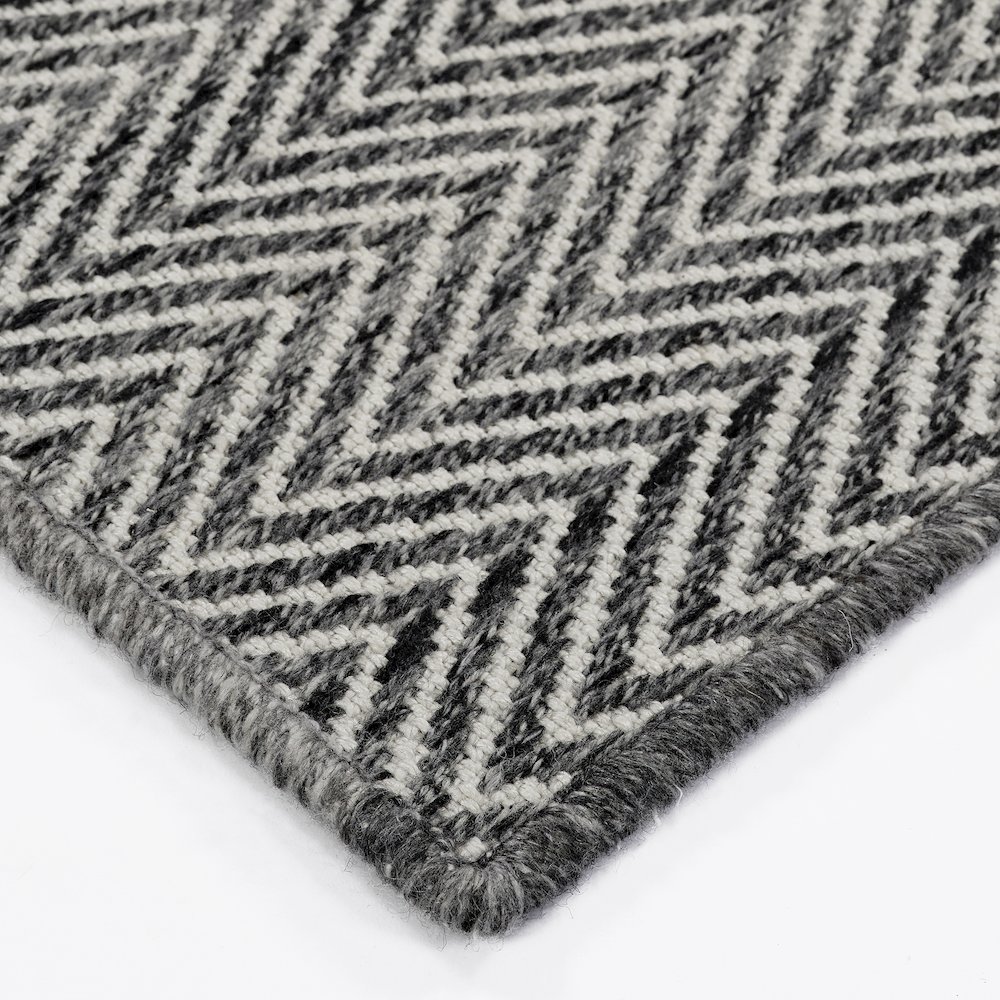 Provo Charcoal 9' x 13' Rug. Picture 2