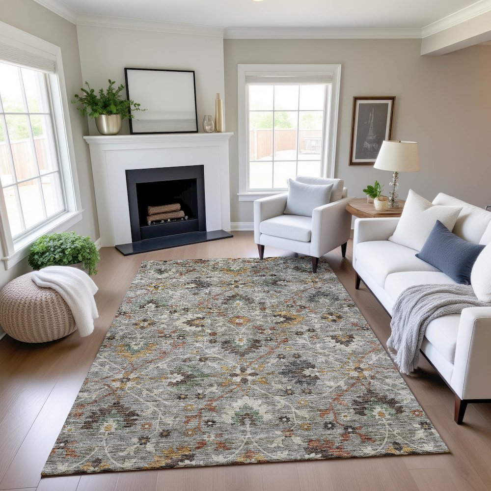 Indoor/Outdoor Silk Road Pewter 9' x 12' Rug. Picture 5