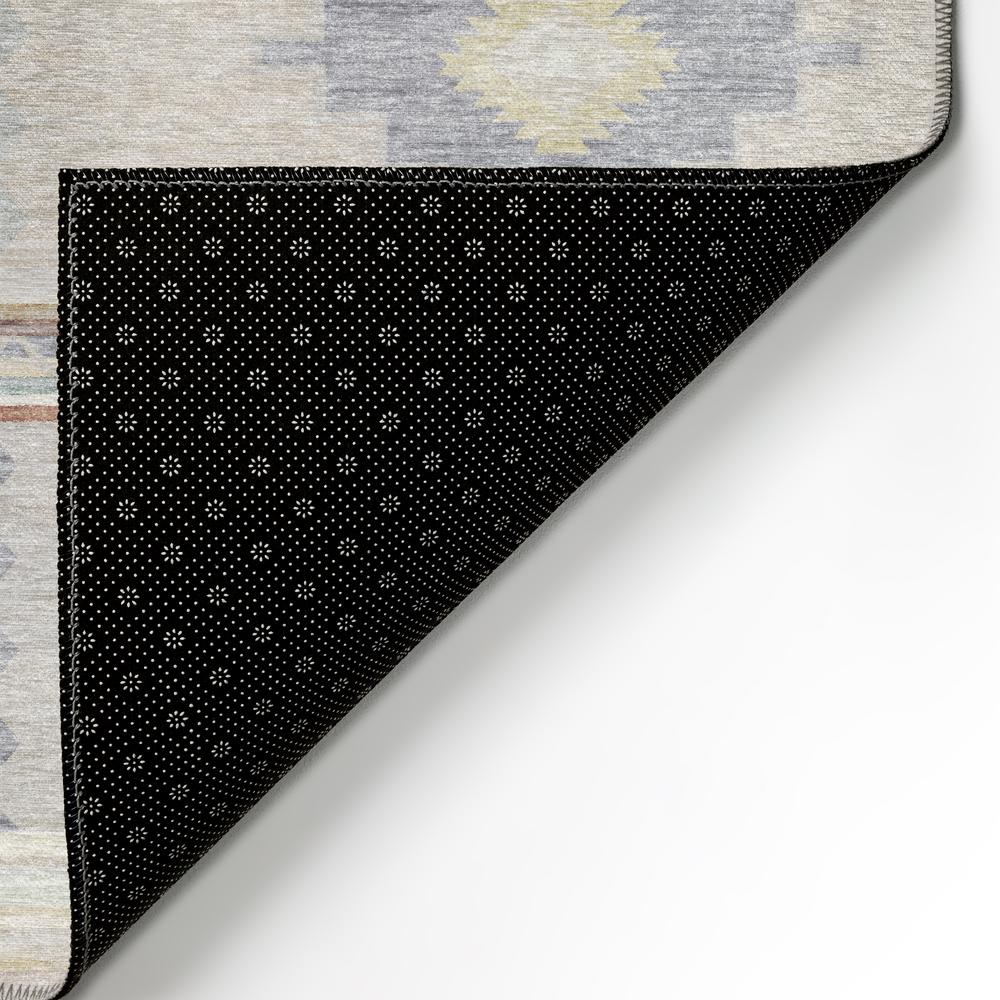Indoor/Outdoor Sonora ASO31 Gray Washable 8' x 10' Rug. Picture 6