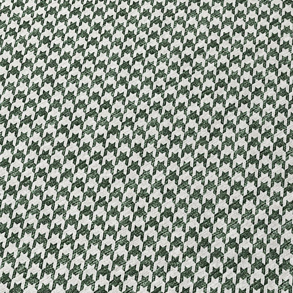 Indoor/Outdoor Hinton HN1 Green Washable 3' x 5' Rug. Picture 3