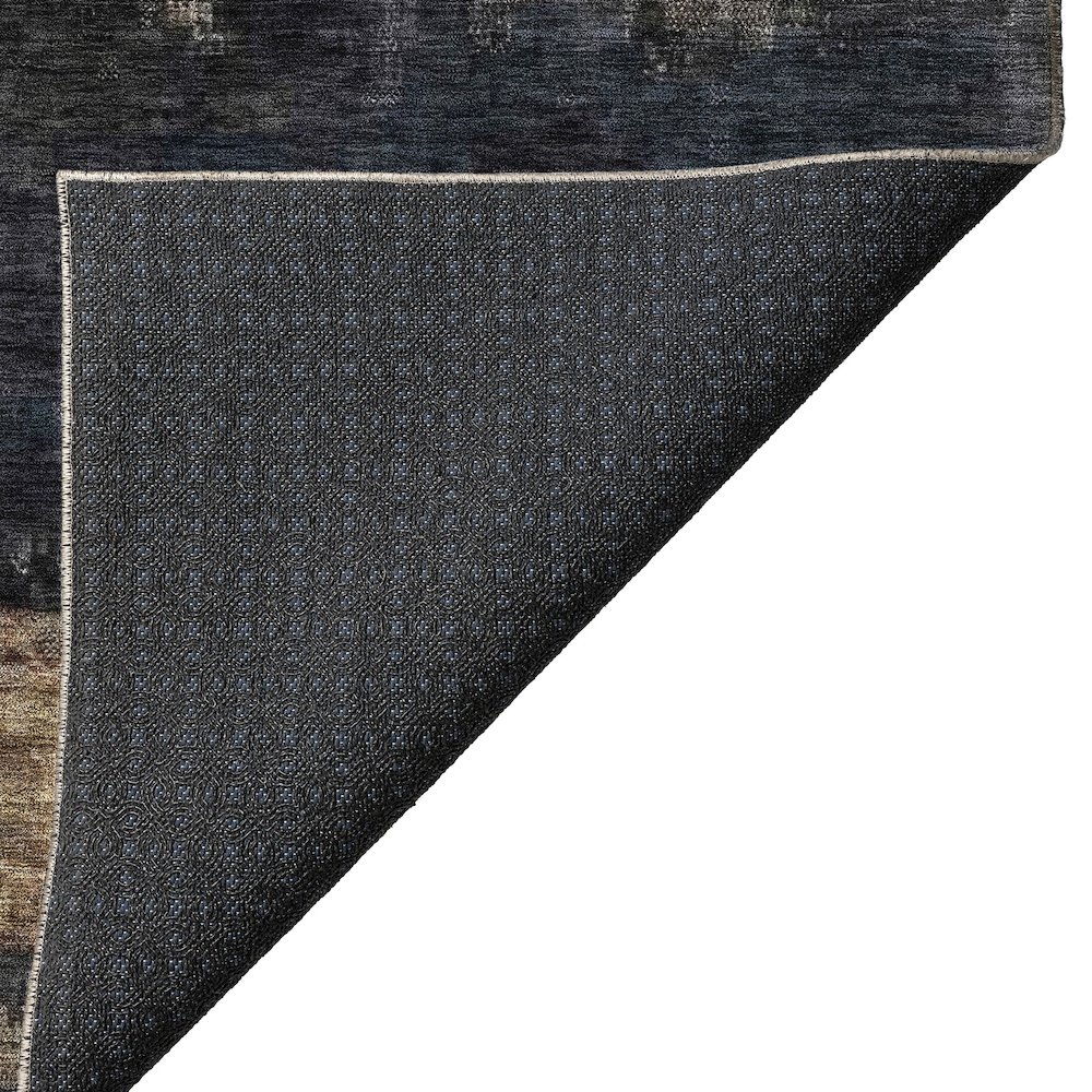 Indoor/Outdoor Nouveau Charcoal 8' x 10' Rug. Picture 4