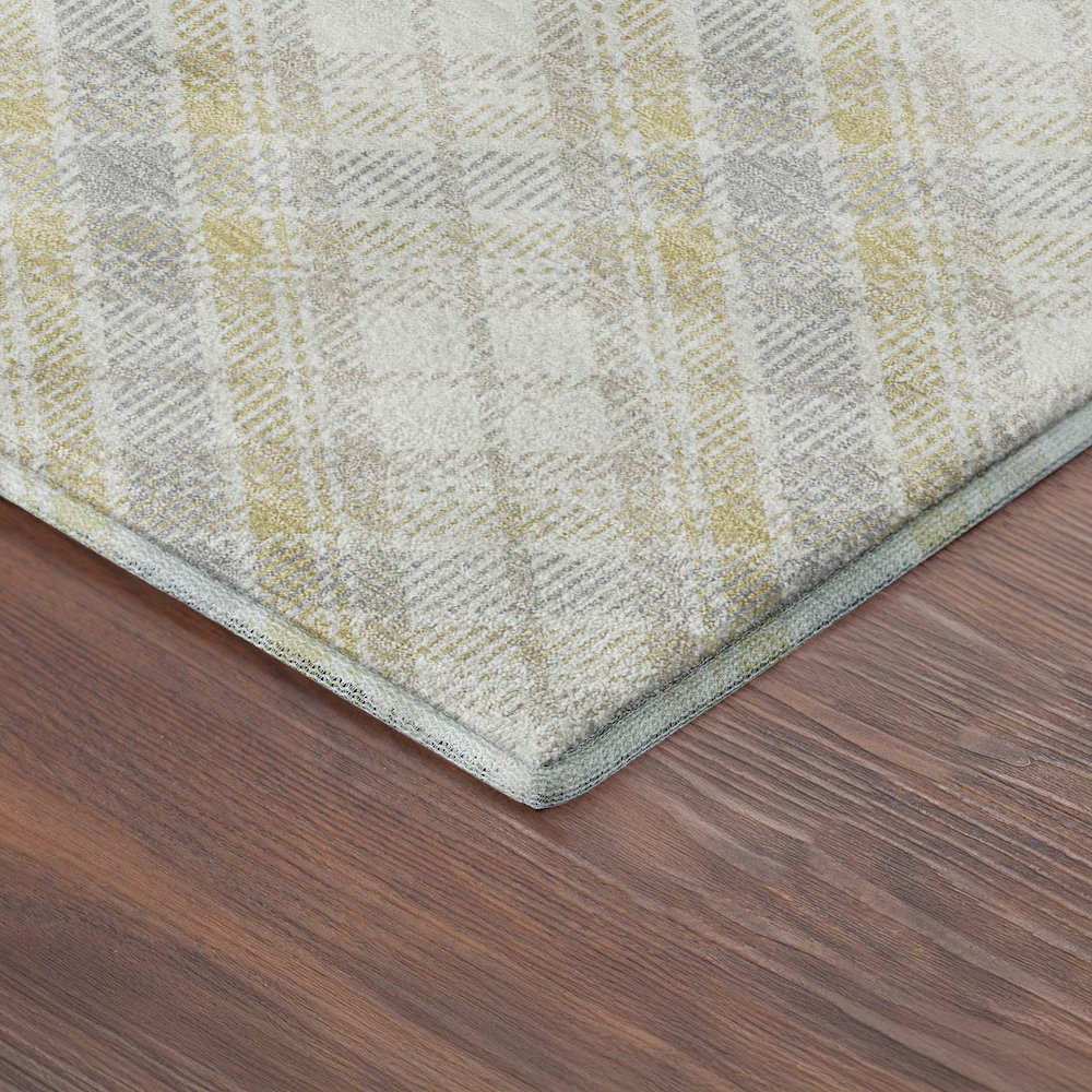 Luxury Washable Indoor/Outdoor Soft Essentials SE3 Gold 8' x 10' Rug. Picture 2