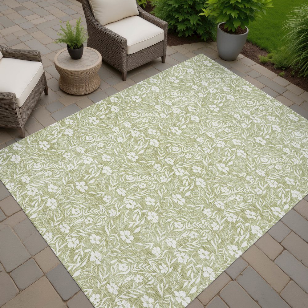 Luxury Washable Indoor/Outdoor Soft Essentials SE4 Green 10' x 14' Rug. Picture 7