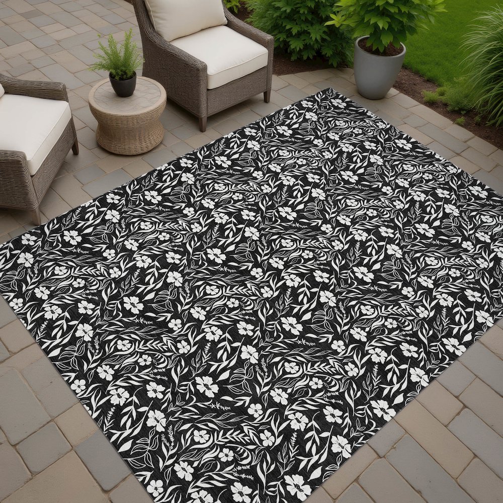 Luxury Washable Indoor/Outdoor Soft Essentials SE4 Black 10' x 14' Rug. Picture 7