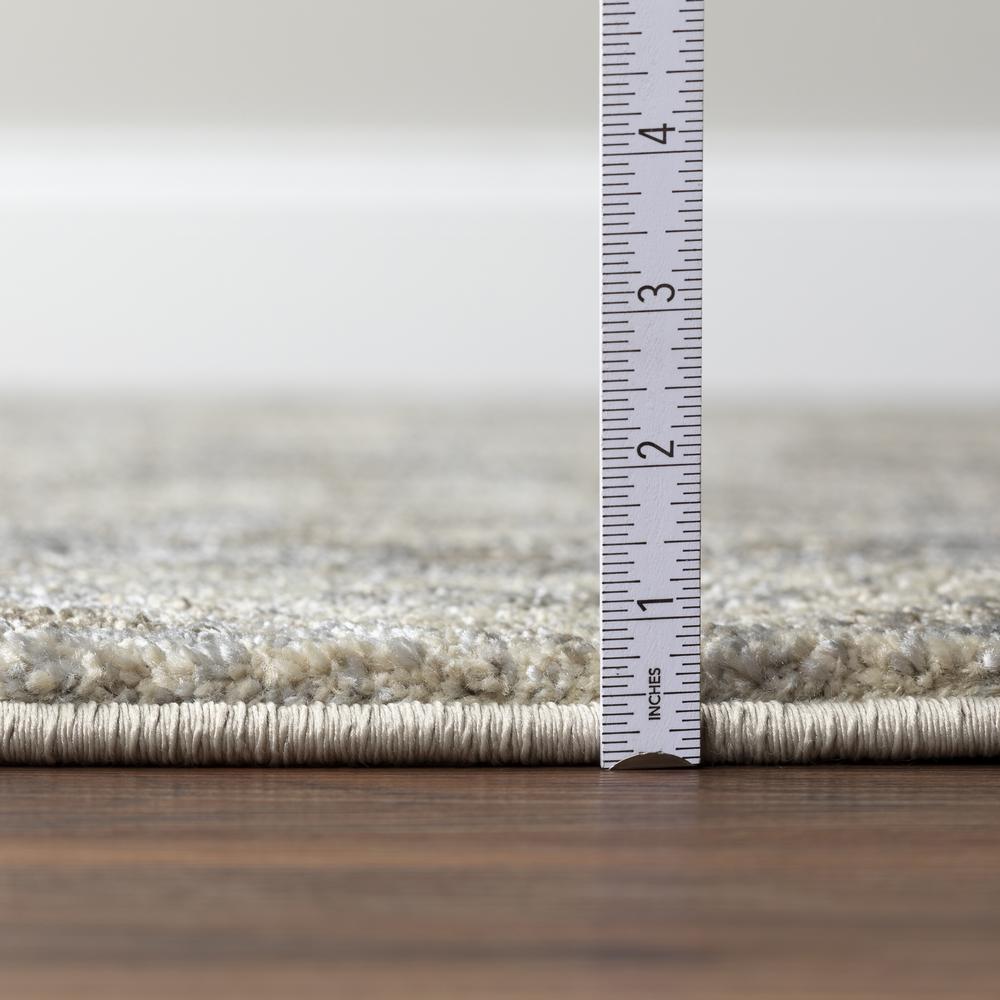 Aero AE2 Silver 3'3" x 5'3" Rug. Picture 5