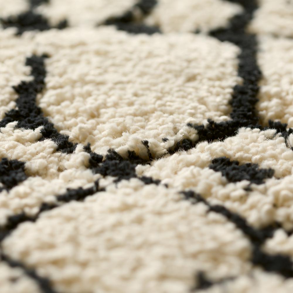 Marquee MQ2 Ivory/Midnight 1'8" x 2'6" Rug. Picture 8
