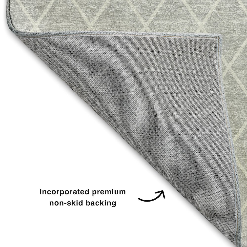 Luxury Washable Indoor/Outdoor The Reserve Silver 9' x 12' Rug. Picture 4