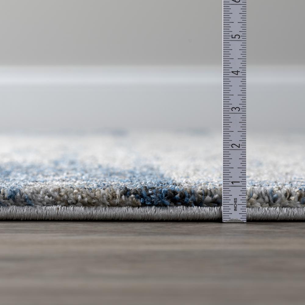 Fresca FC5 Silver 3'3" x 5'3" Rug. Picture 5